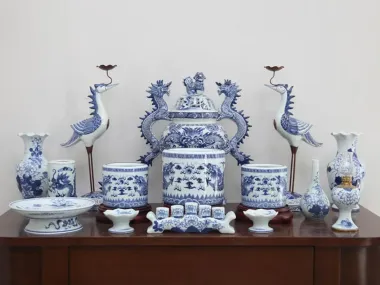 Bộ đồ thờ Bát Tràng men lam ban thờ đại